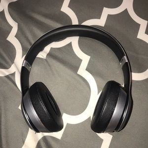 beats solo 3 wireless